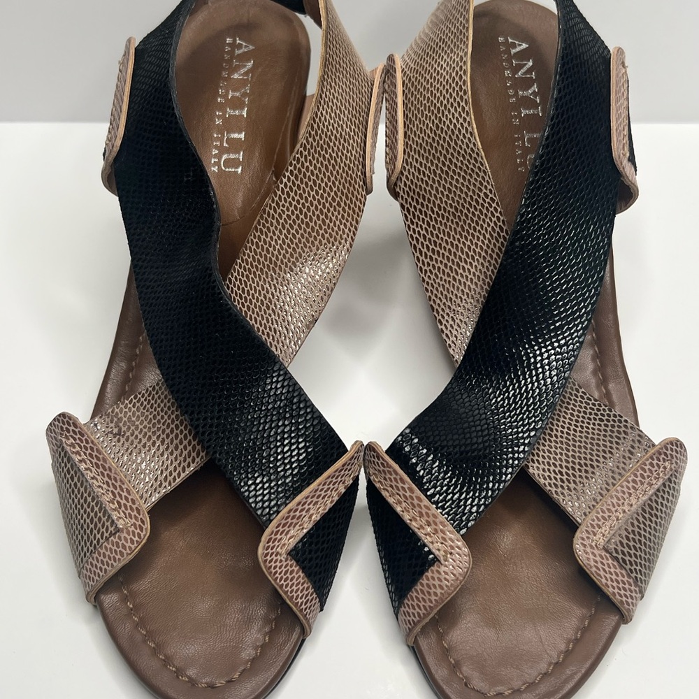 Anyi Lu Black and Brown Crisscross Sandals